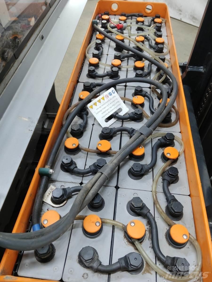 Still FM-X14 Työntömastotrukit