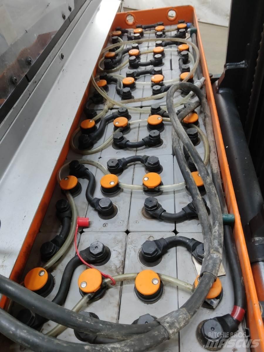 Still FM-X14 Työntömastotrukit