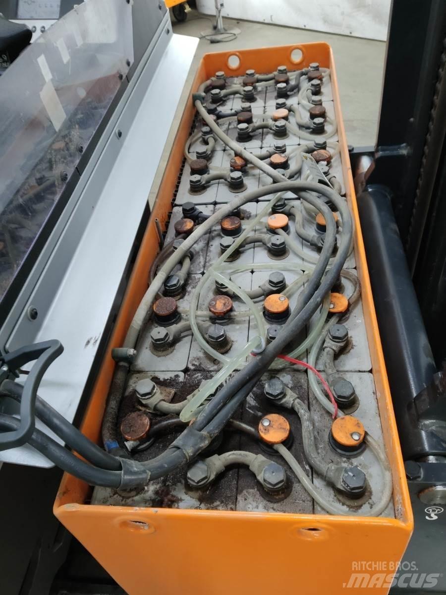 Still FM-X14 Työntömastotrukit
