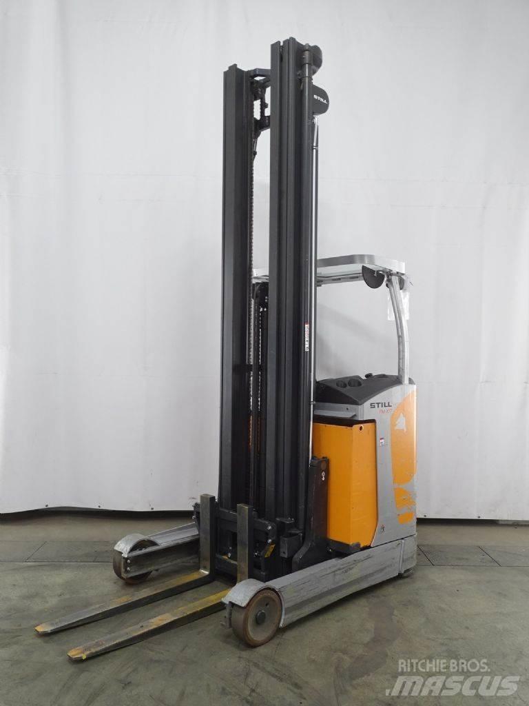 Still FM-X17 Työntömastotrukit