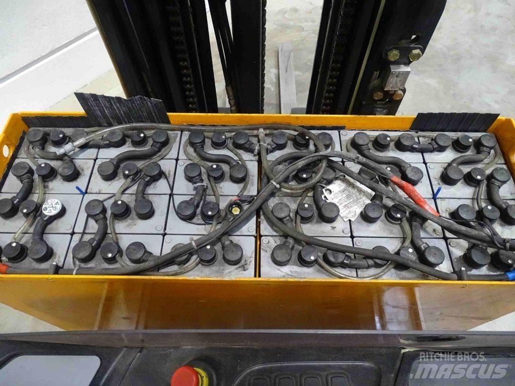Still FM-X17 Työntömastotrukit