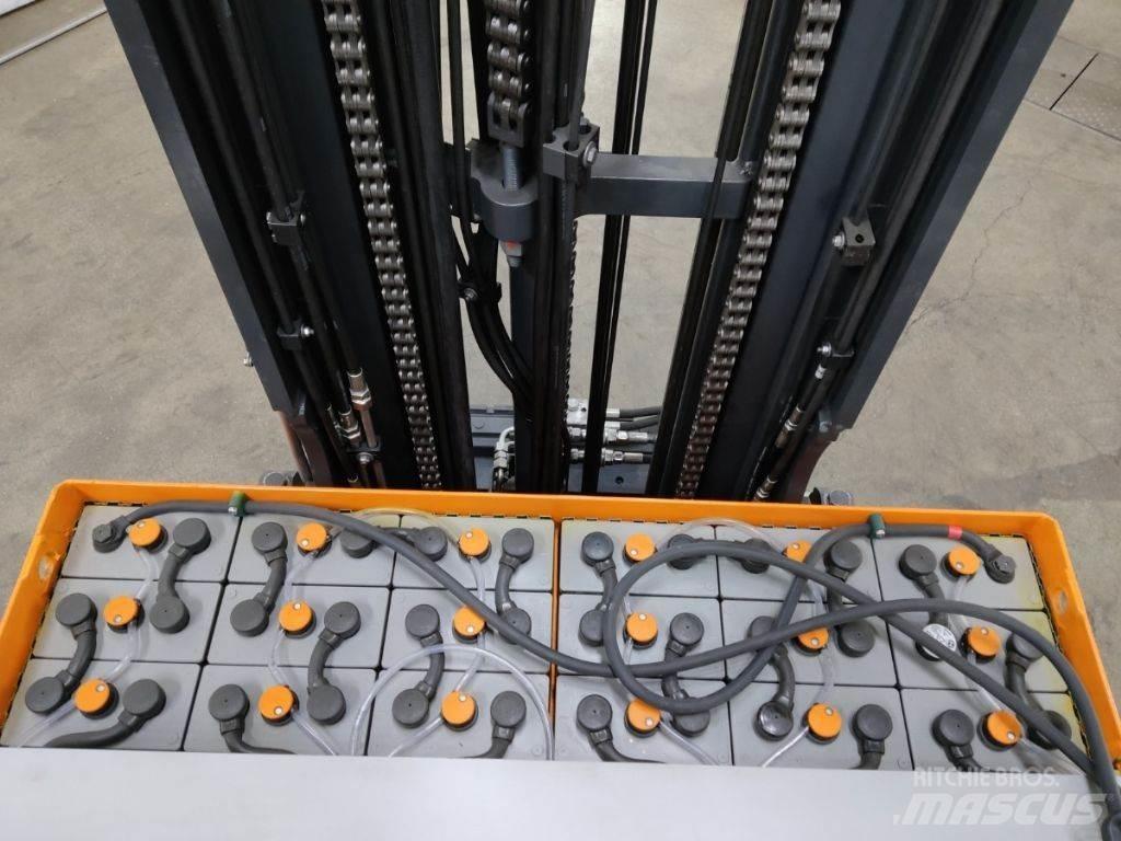 Still FM-X17 Työntömastotrukit