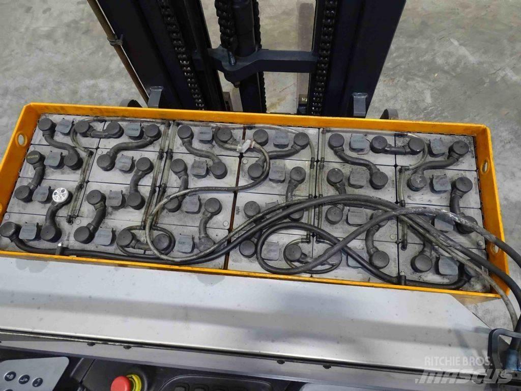 Still FM-X17 Työntömastotrukit