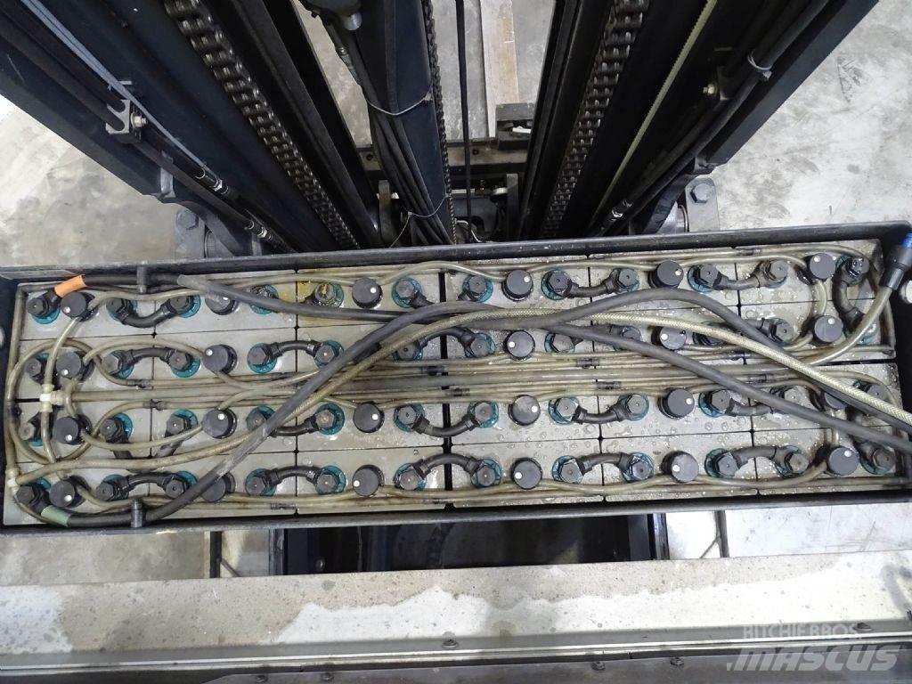 Still FM-X17 Työntömastotrukit