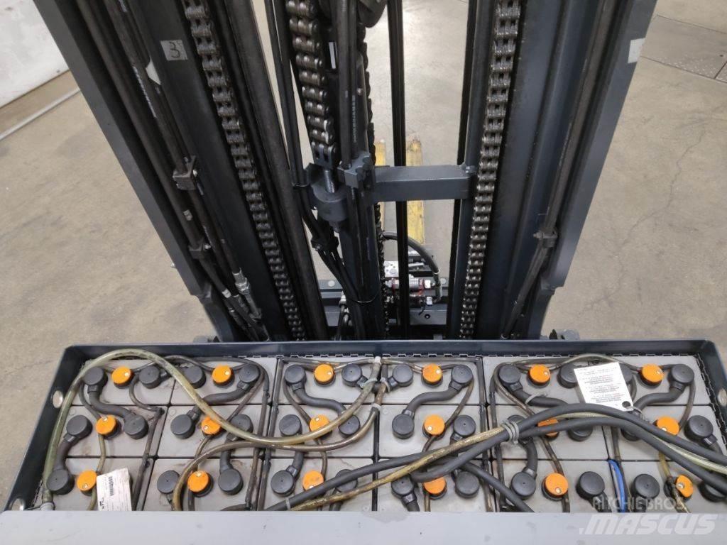 Still FM-X17 Työntömastotrukit