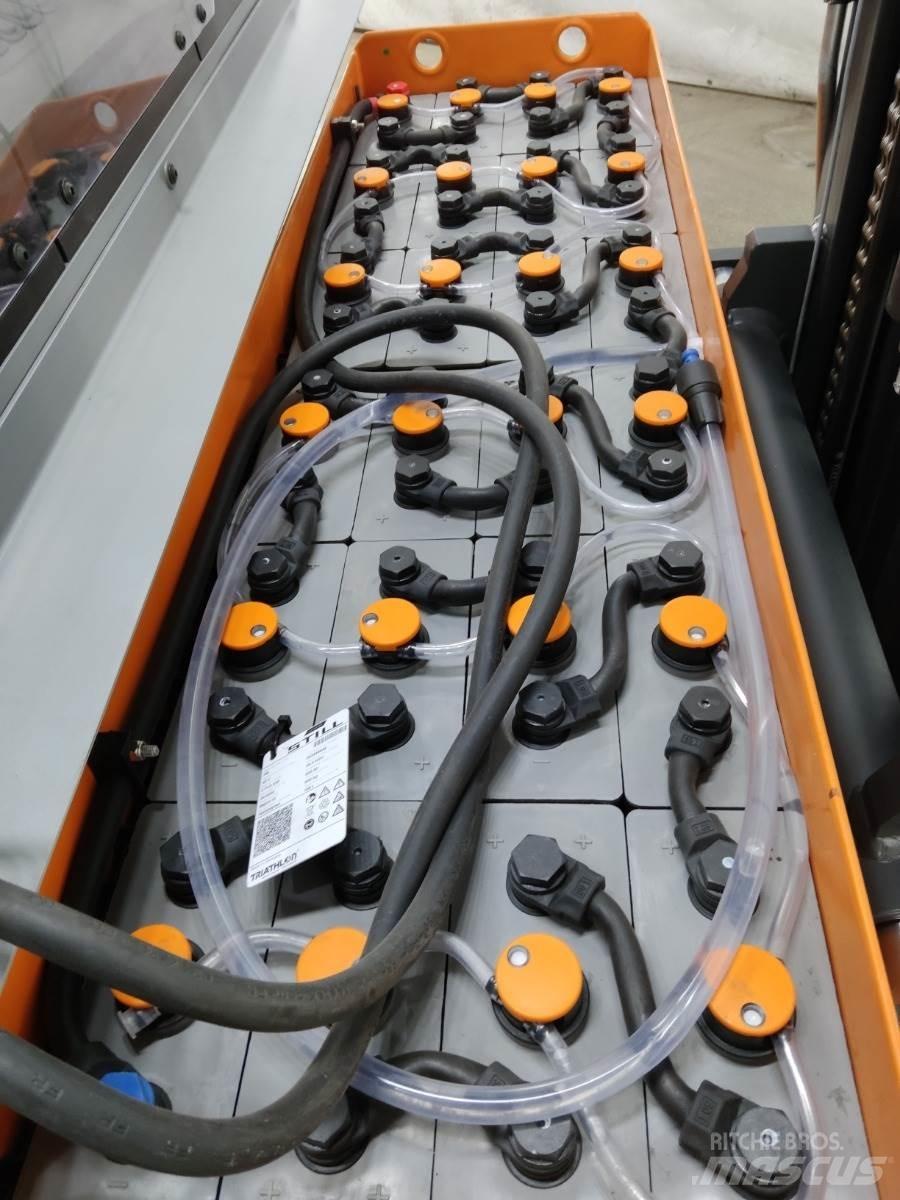 Still FM-X17 Työntömastotrukit