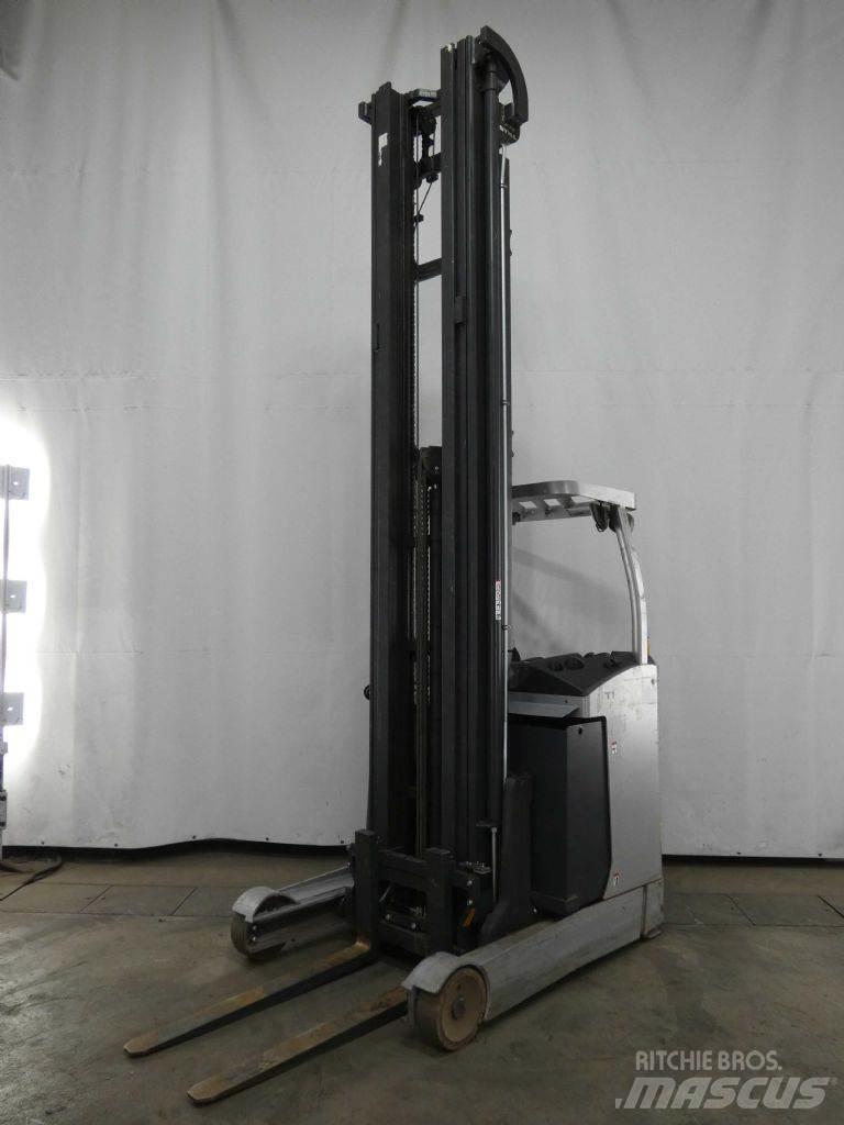 Still FM-X17 Työntömastotrukit