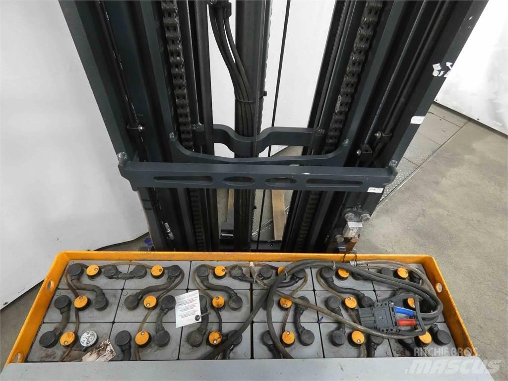 Still FM-X17 Työntömastotrukit