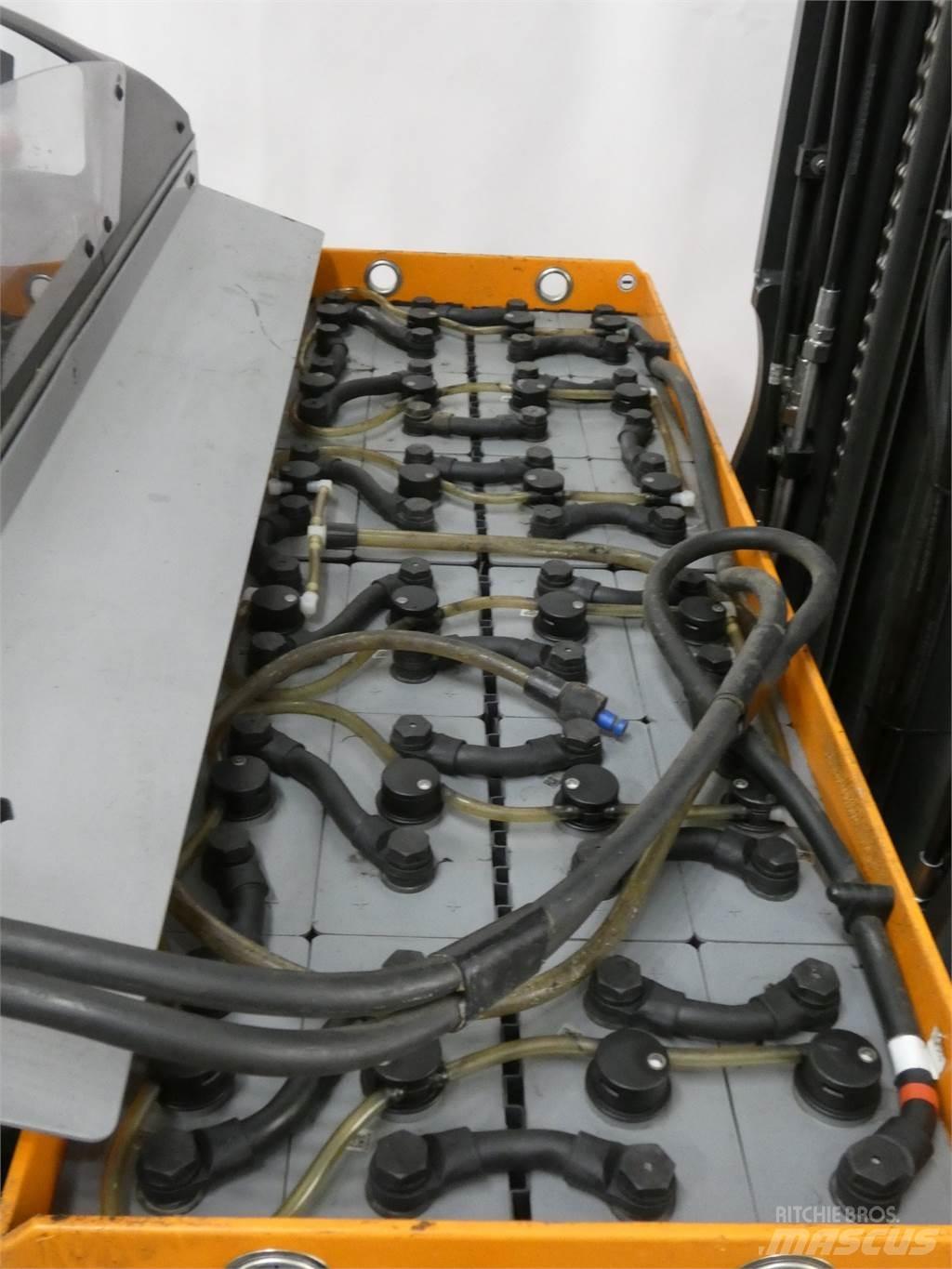Still FM-X17 Työntömastotrukit