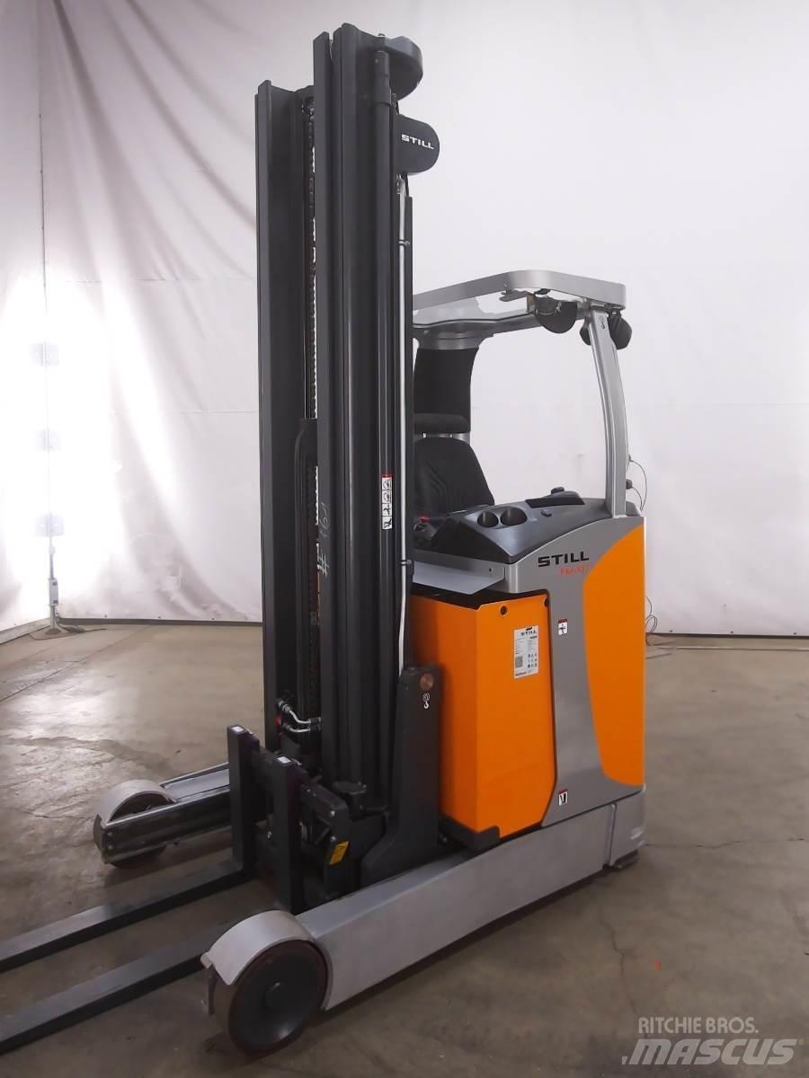 Still FM-X17 Työntömastotrukit