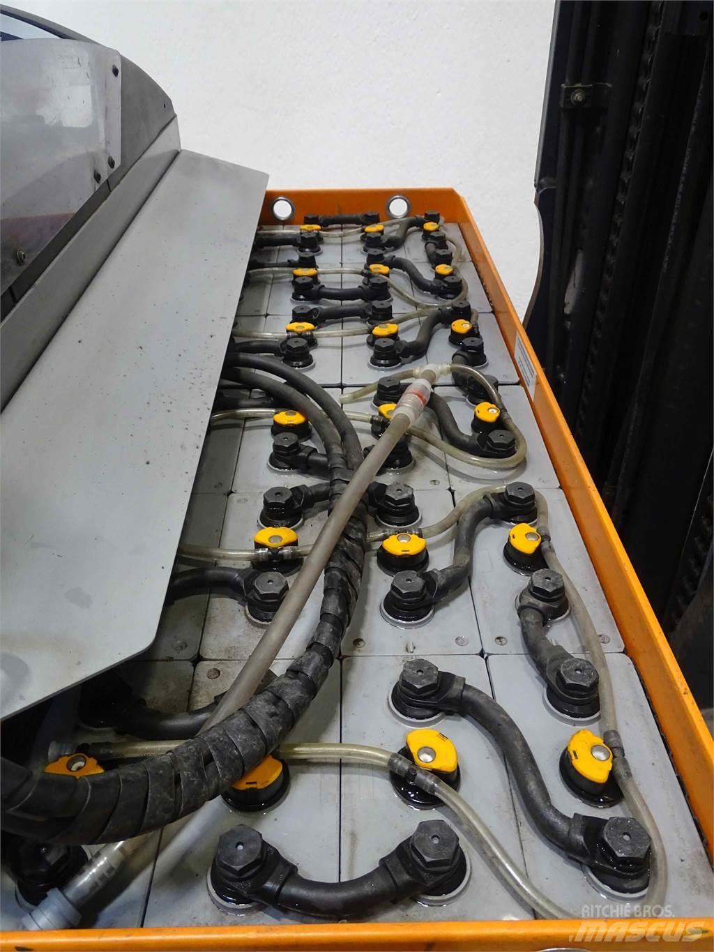 Still FM-X17 Työntömastotrukit