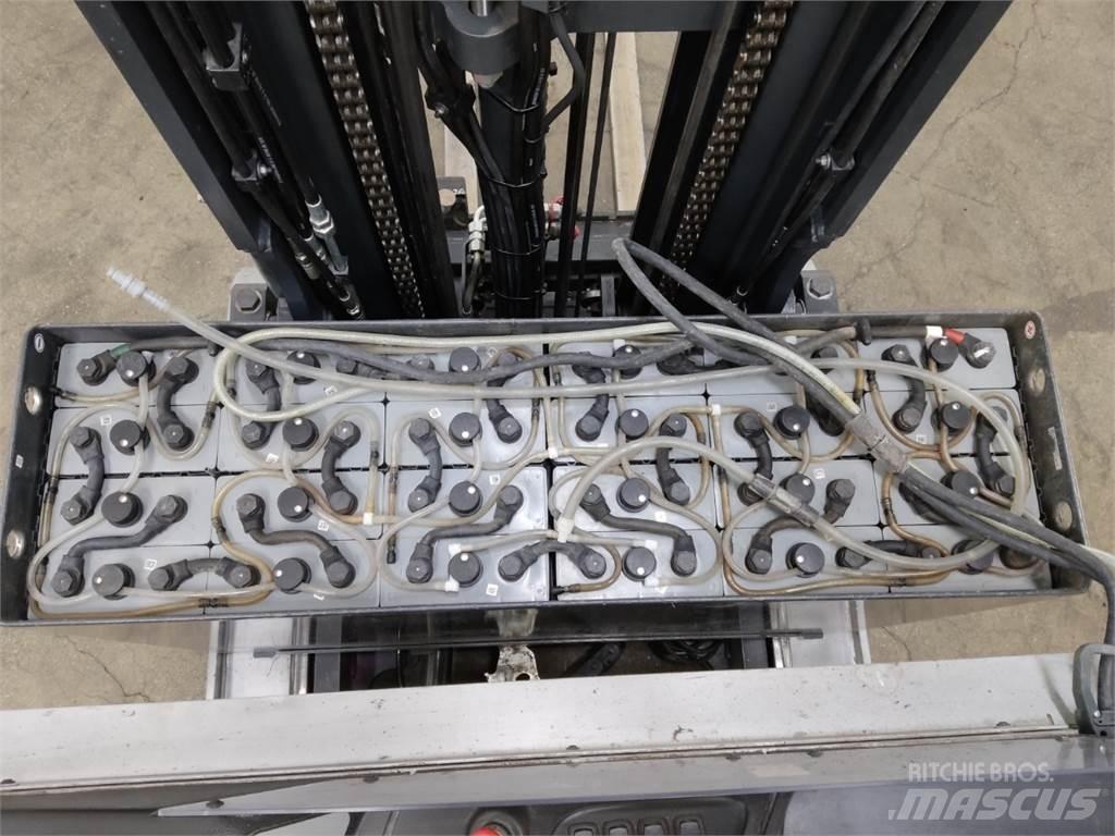 Still FM-X17 Työntömastotrukit