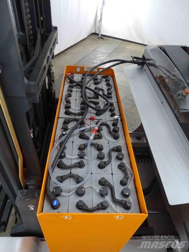 Still FM-X20 Työntömastotrukit