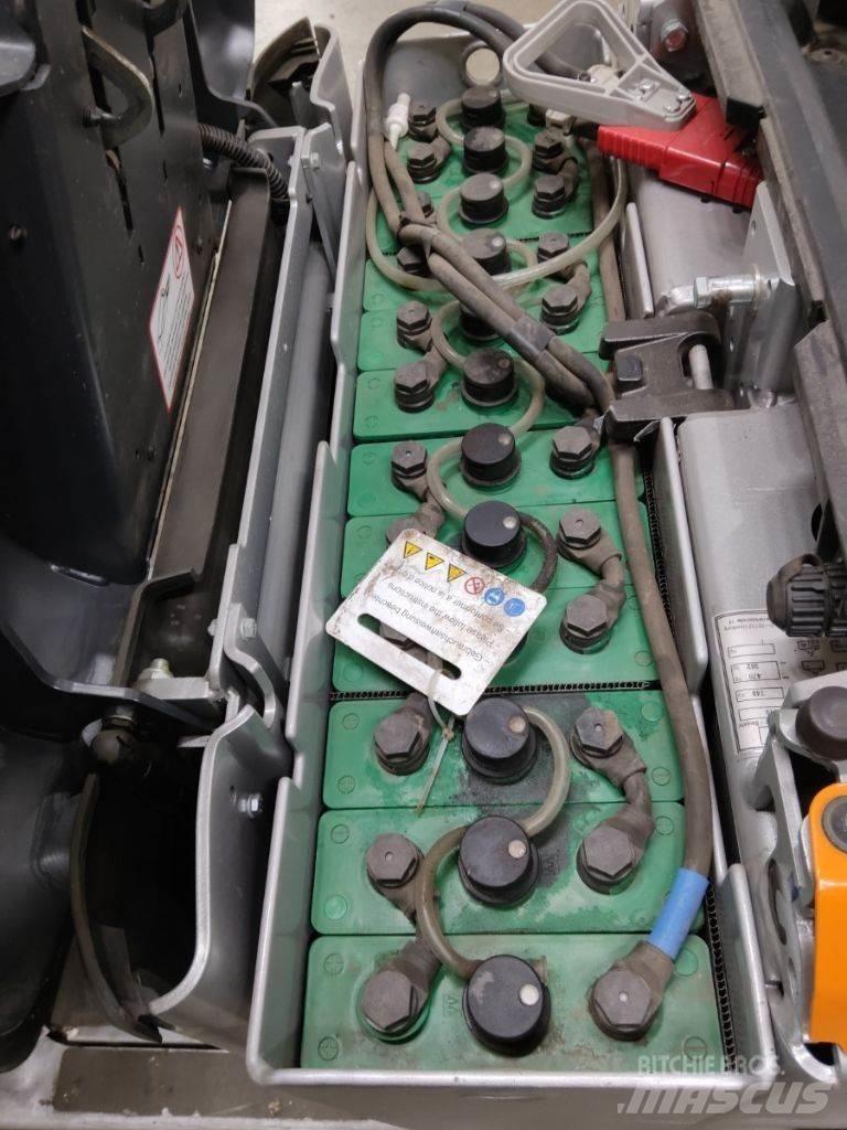 Still OPX25 Matalakeräilytrukit