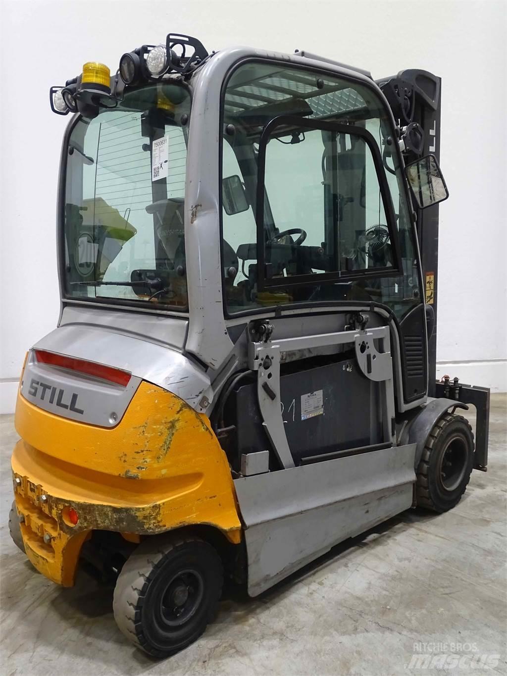 Still RX60-30L Sähkötrukit