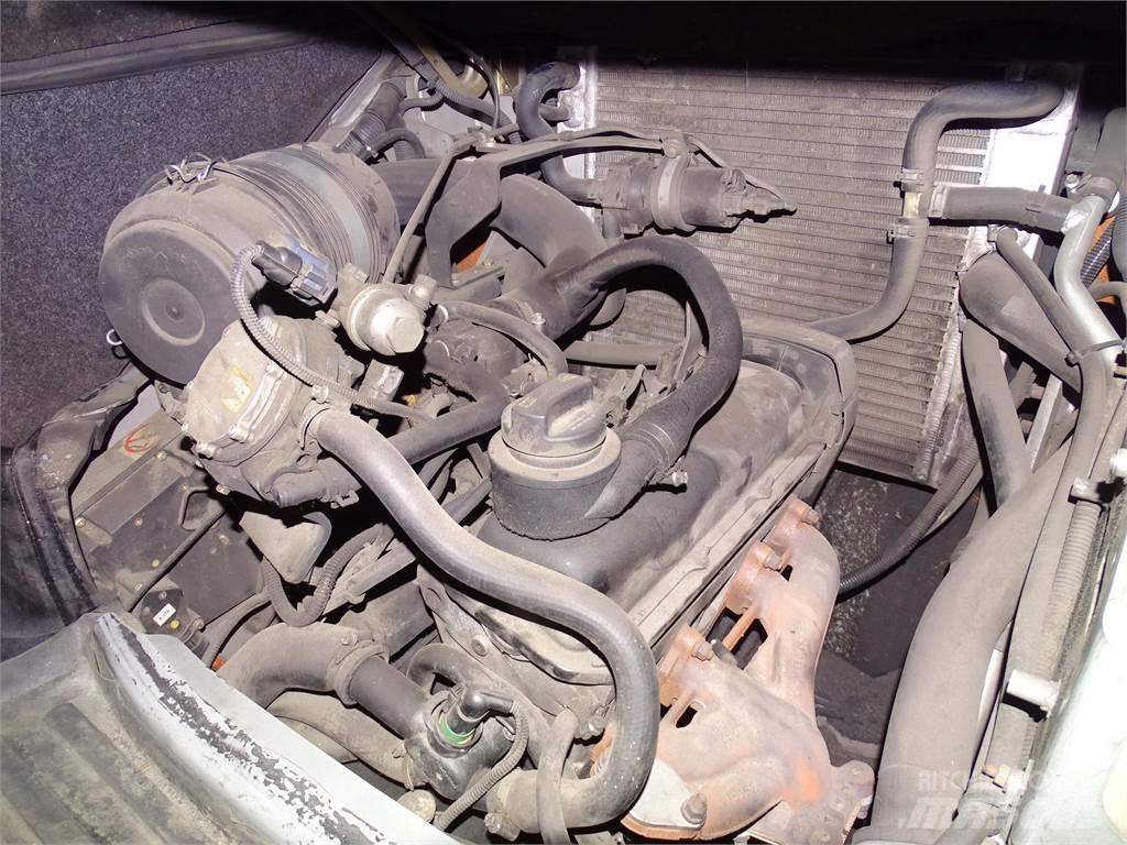 Still RX70-30T Nestekaasutrukit