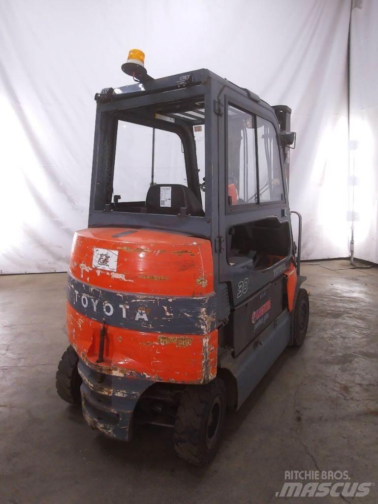 Toyota 7FBMF30 Sähkötrukit