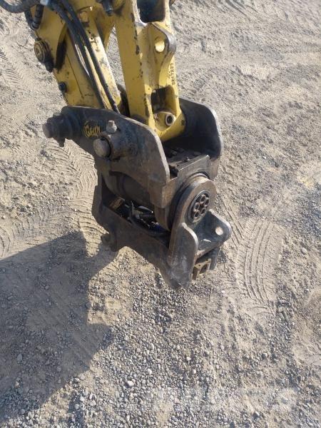 CAT 306 CR Minikaivukoneet < 7t