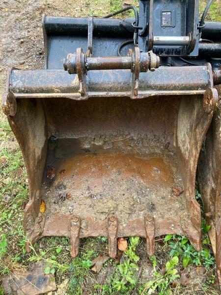 JCB 85Z-2 Telakaivukoneet