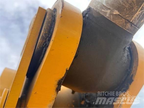 CAT 320 Telakaivukoneet
