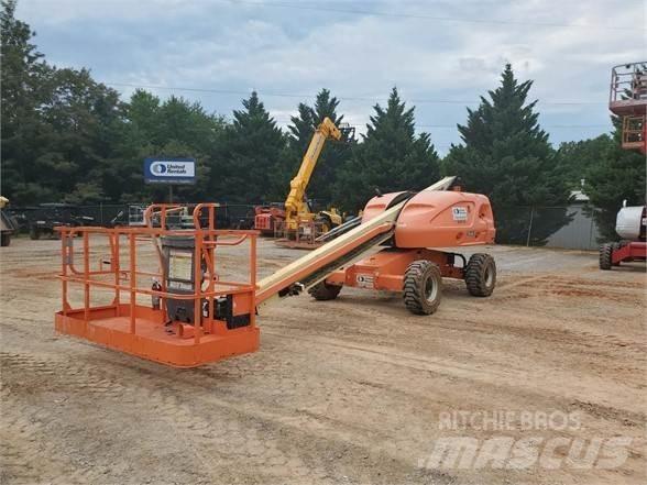 JLG 400S Teleskooppipuominostimet