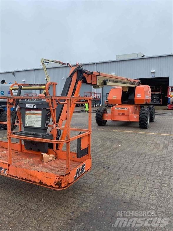 JLG 660SJ Teleskooppipuominostimet