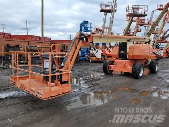 JLG 800AJ Kuukulkijat