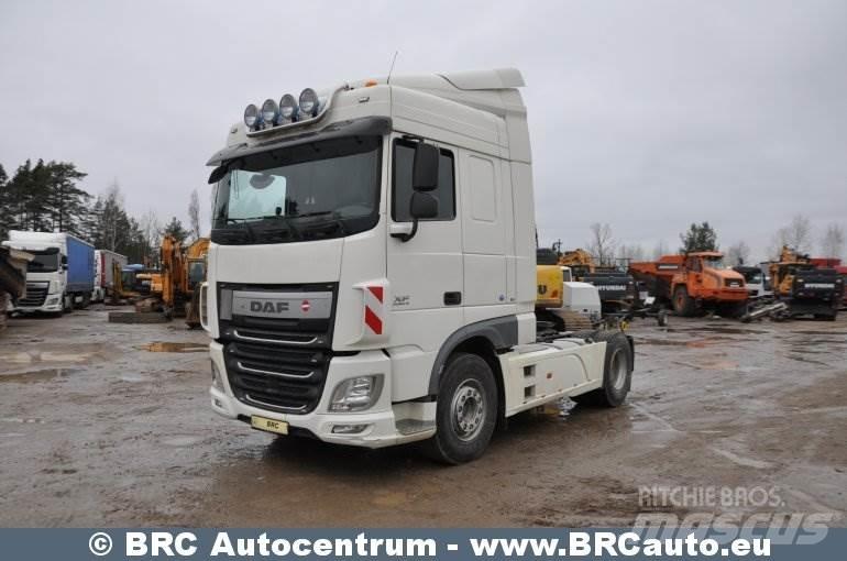 DAF XF Vetopöytäautot