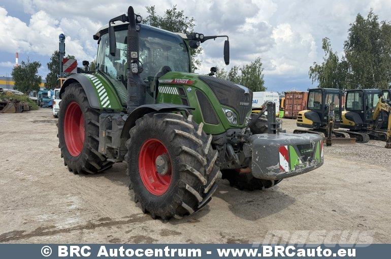 Fendt 724 Vario Traktorit