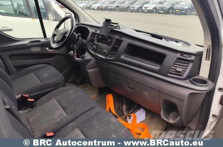 Ford Transit Custom Jakeluautot