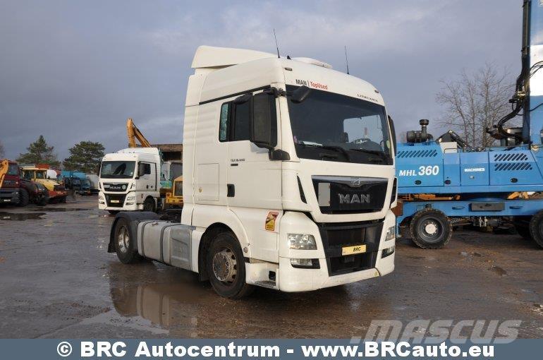 MAN TGX Vetopöytäautot