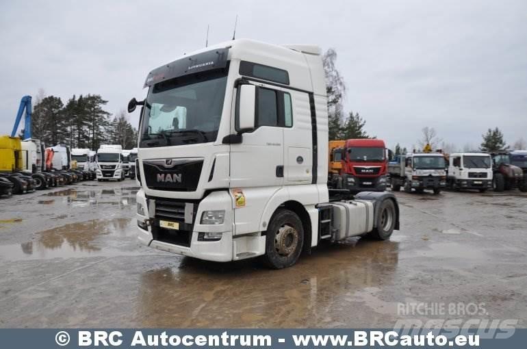 MAN TGX Vetopöytäautot