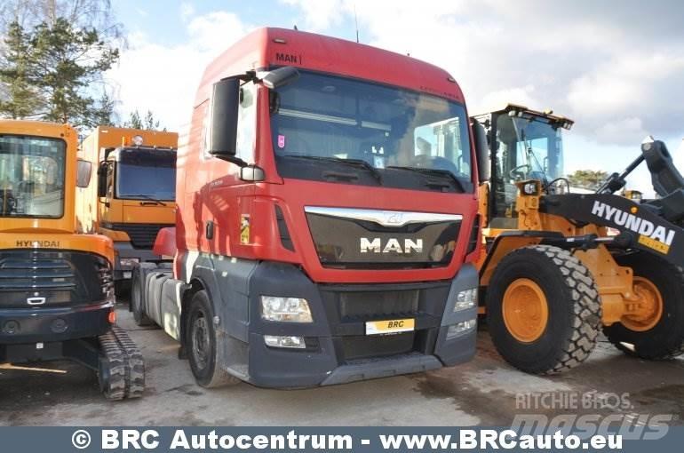 MAN TGX Vetopöytäautot