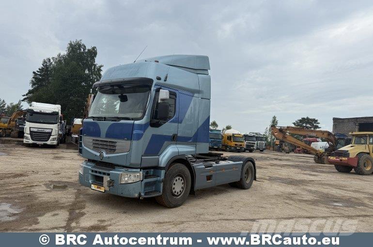 Renault Premium Vetopöytäautot