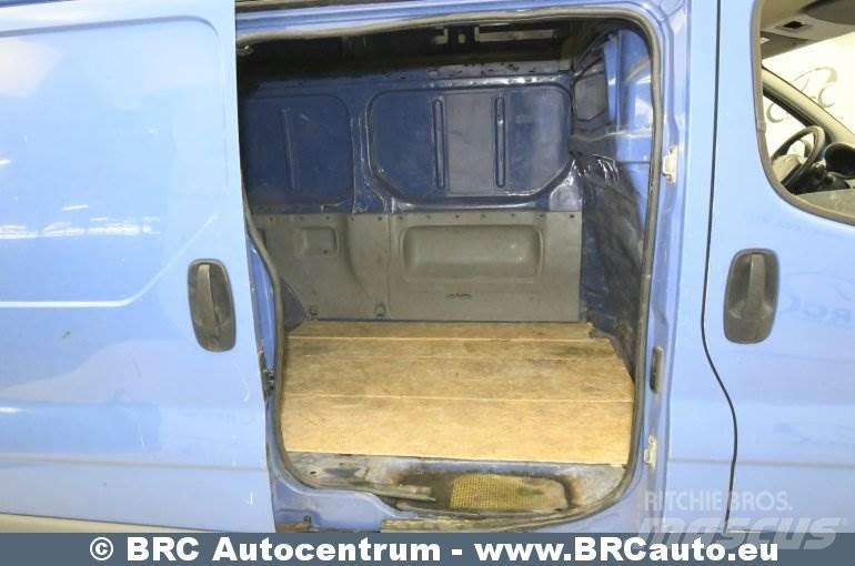 Renault Trafic Jakeluautot