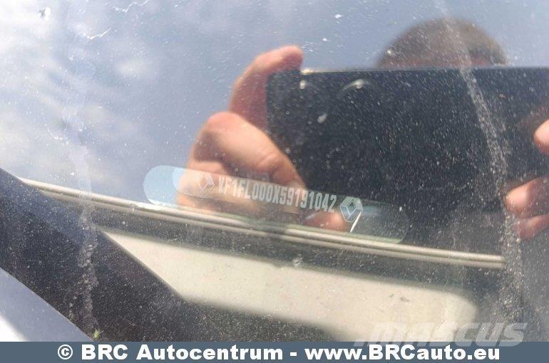 Renault Trafic Jakeluautot