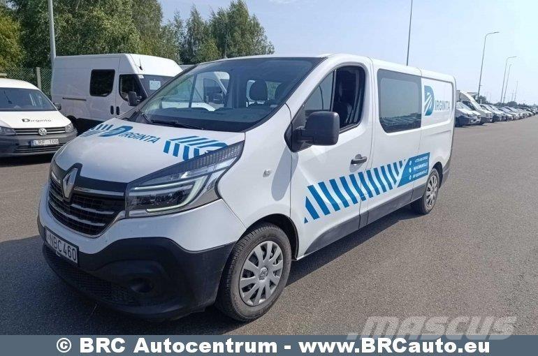Renault Trafic Minibussit