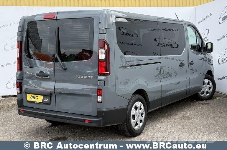Renault Trafic Minibussit