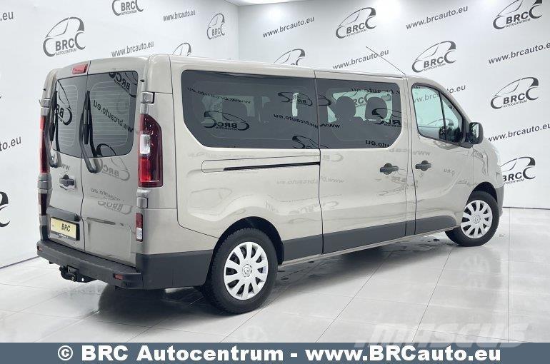 Renault Trafic Minibussit