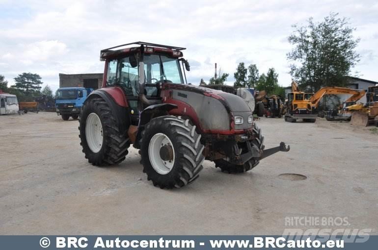 Valtra T190 Traktorit