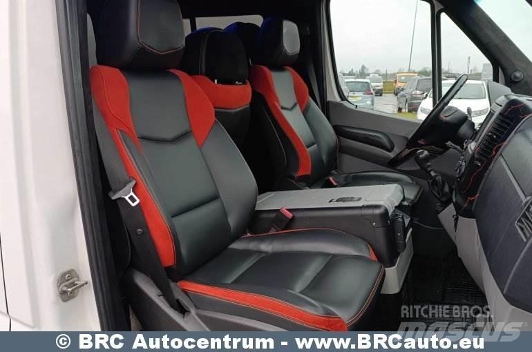Volkswagen Crafter Minibussit