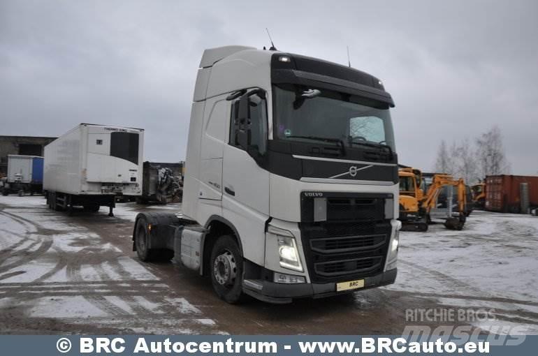 Volvo FH Vetopöytäautot