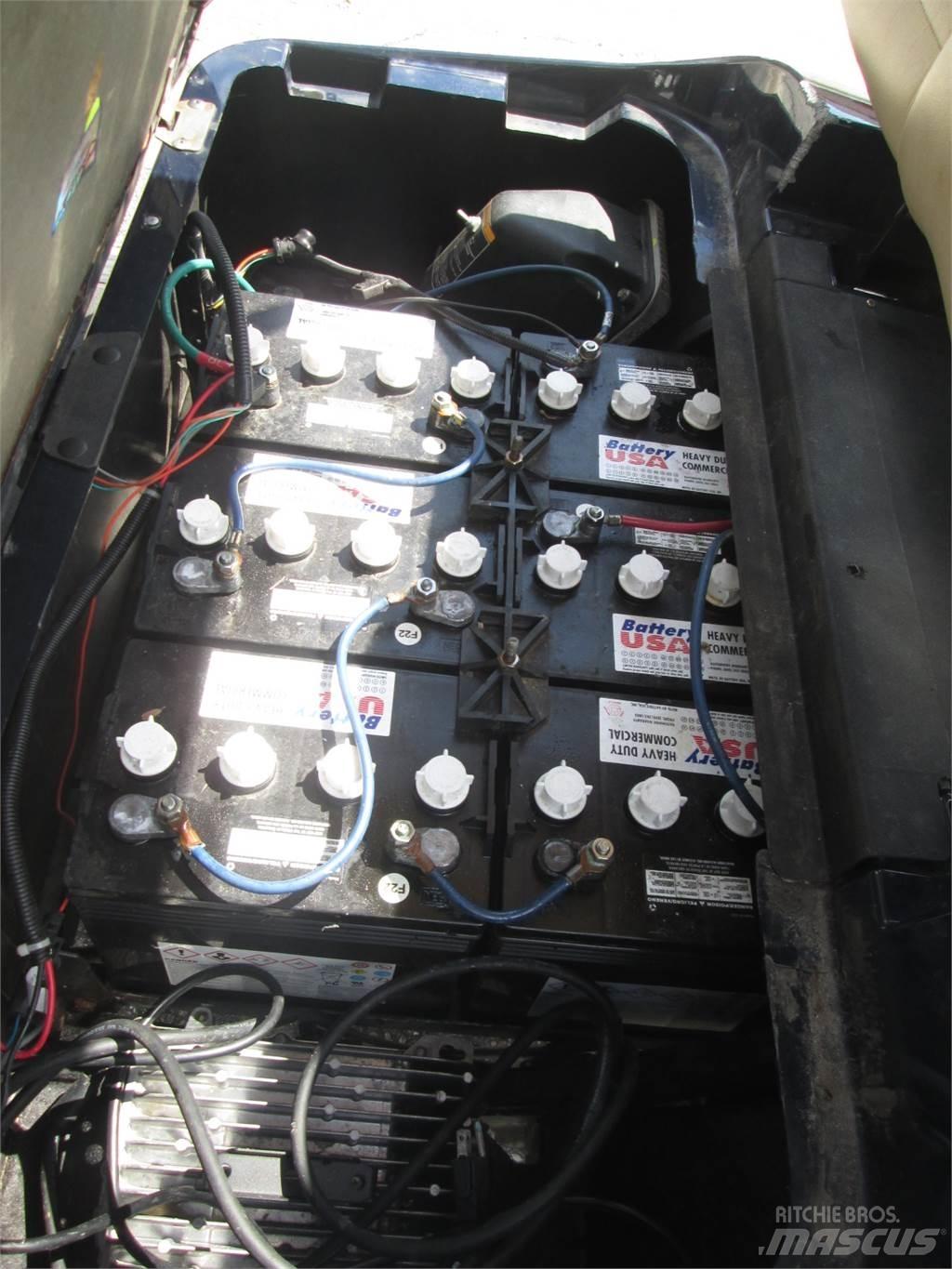 E-Z-GO  Golfautot