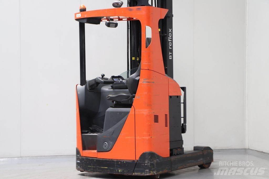BT RRE160 Työntömastotrukit