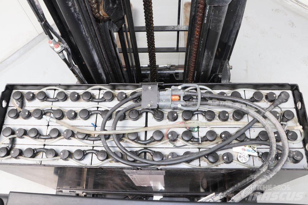 BT RRE160 Työntömastotrukit