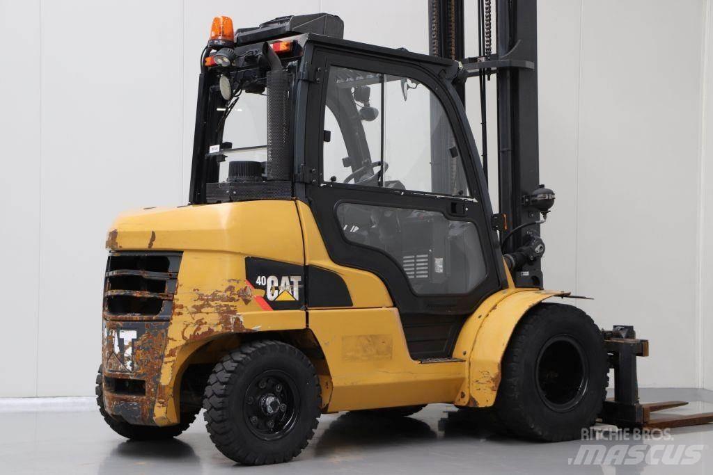 CAT DP40NT Dieseltrukit