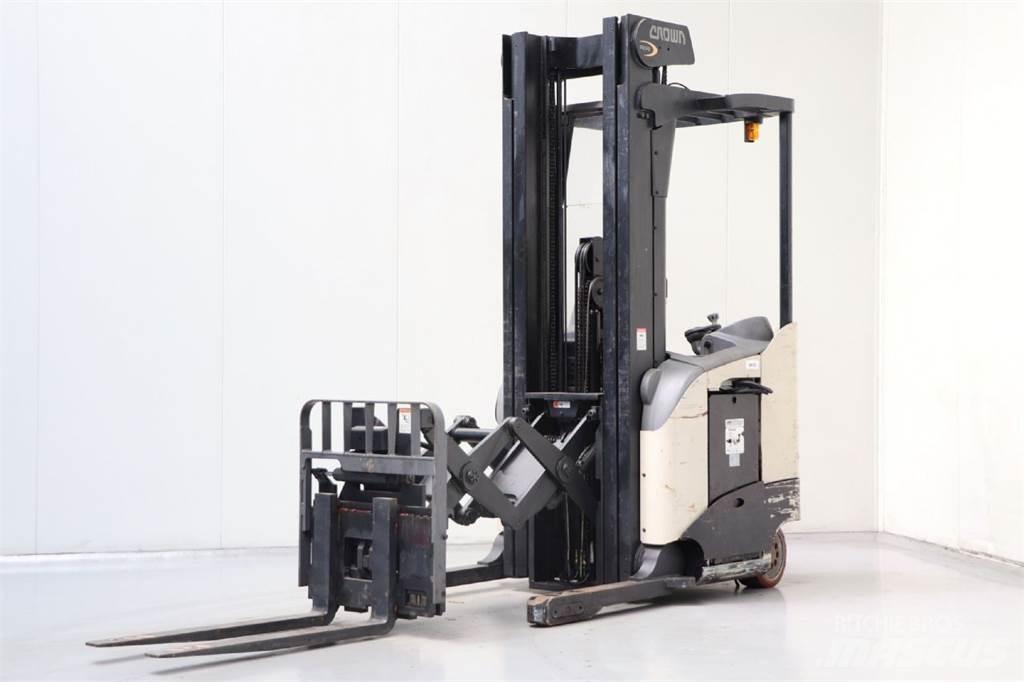 Crown RD5280S-30 Työntömastotrukit