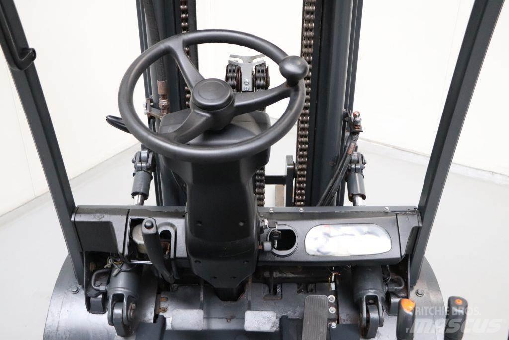 Doosan D35S Dieseltrukit