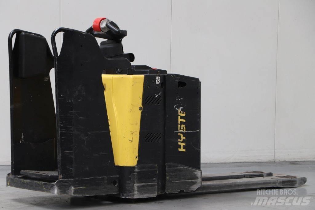Hyster P2.0S Lavansiirtotrukit