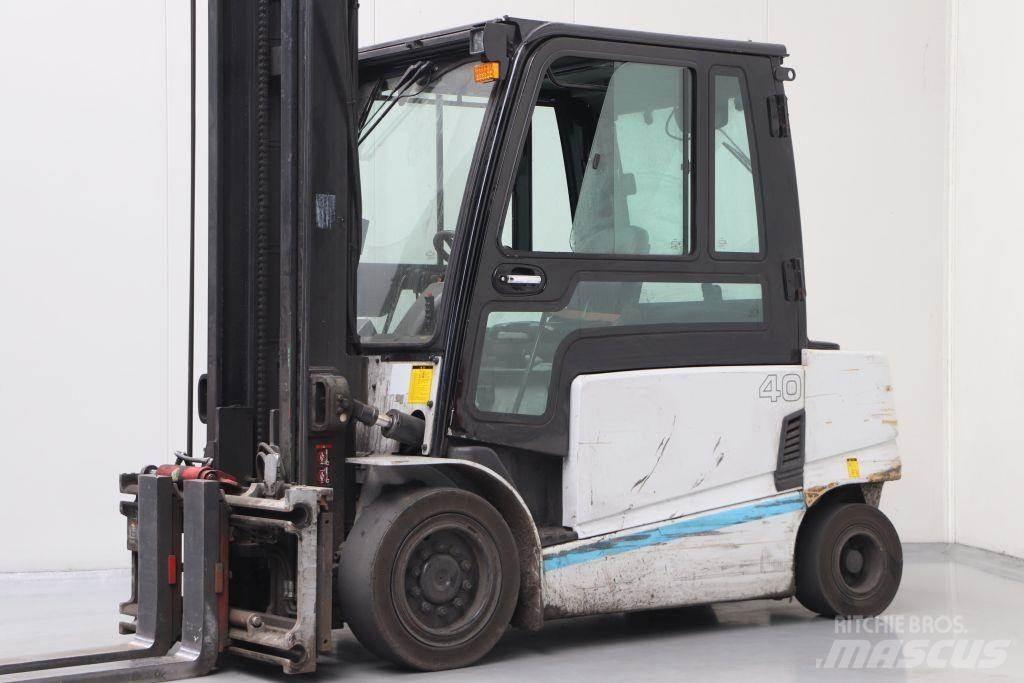 Hyundai 40B-9 Sähkötrukit